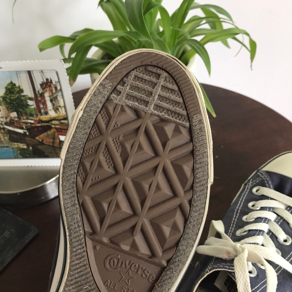 Navy Low Rise Converse - Picture 3 of 4